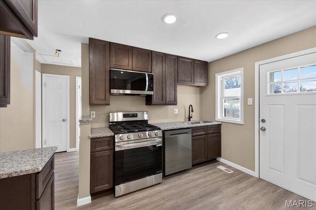 1150 Bosworth Drive, St Louis, MO 63137