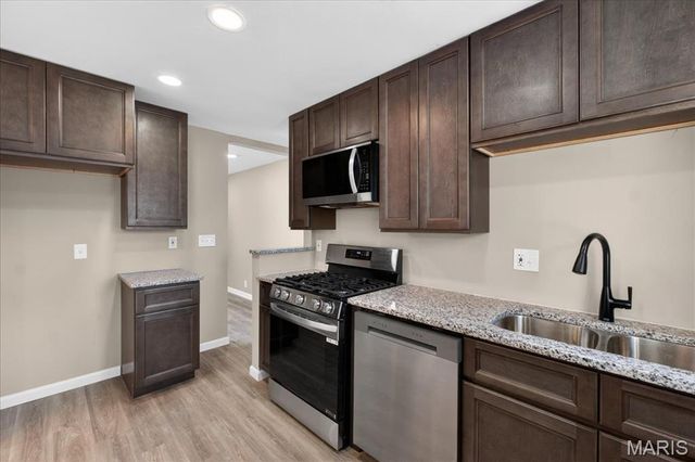 1150 Bosworth Drive, St Louis, MO 63137