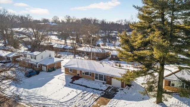 1150 Bosworth Drive, St Louis, MO 63137