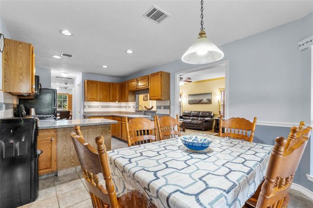 1102 Juniper Canyon Lane, Houston, TX 77062
