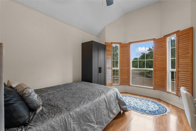 1102 Juniper Canyon Lane, Houston, TX 77062