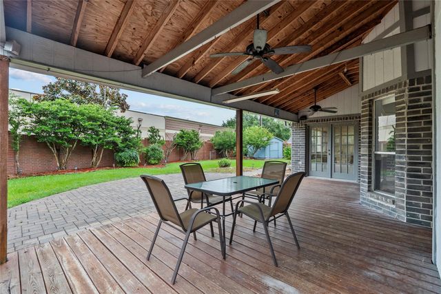 1102 Juniper Canyon Lane, Houston, TX 77062