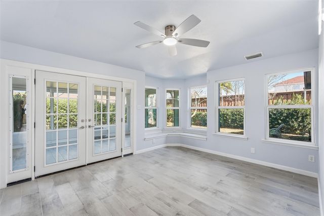 1813 Crockett Street, Garland, TX 75042