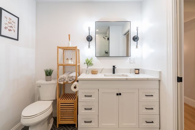 226 Havre St 1, Boston, MA 02128
