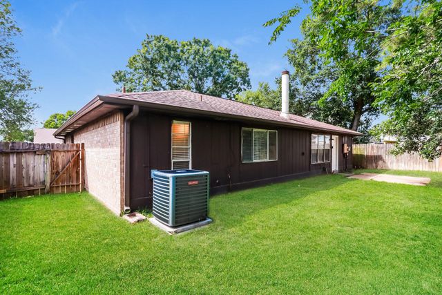 707 Brookford Drive, Missouri City, TX 77489