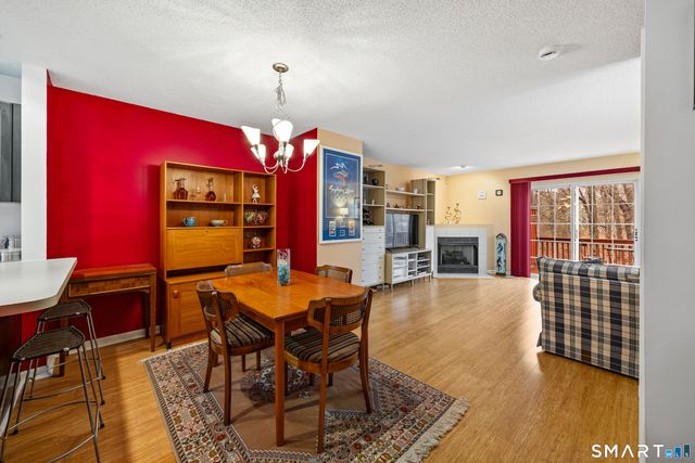 3409 Whitney Avenue 23, Hamden, CT 06518