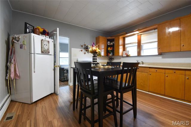 615 E Macoupin Street, Staunton, IL 62088