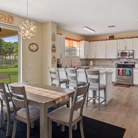 738 SW Dalton Circle, Port St Lucie, FL 34953