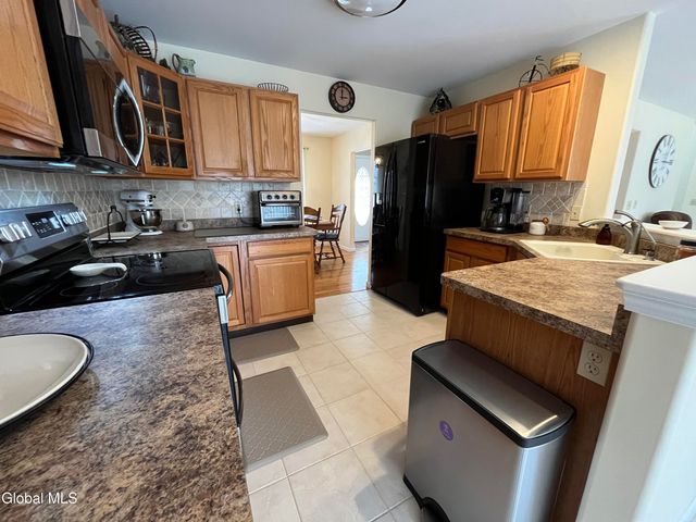 190 Droms Road, Glenville, NY 12302