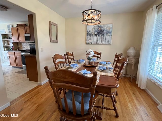 190 Droms Road, Glenville, NY 12302