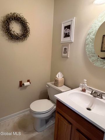 190 Droms Road, Glenville, NY 12302