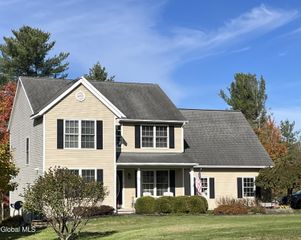 190 Droms Road, Glenville, NY 12302