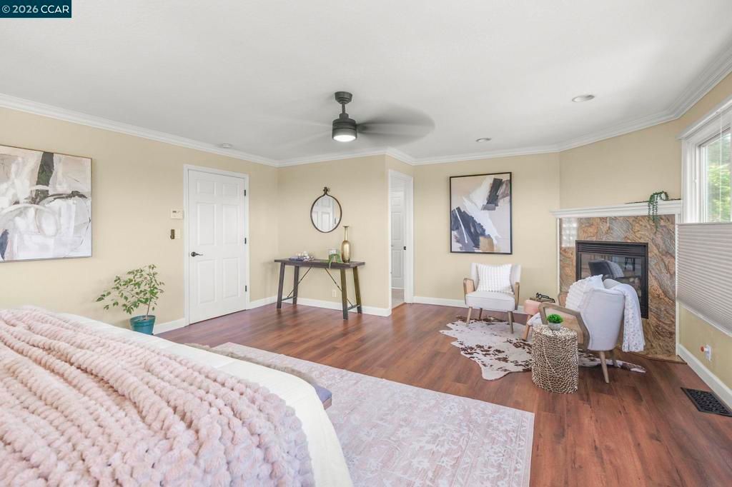Image 32 of property listing at 5530 Merritt Dr, Concord, CA 94521