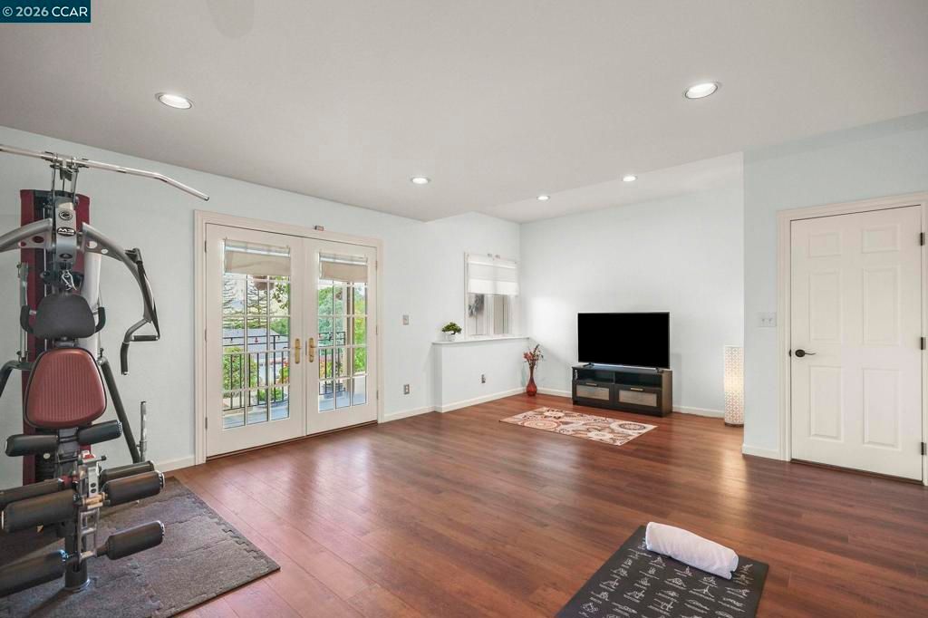 Image 49 of property listing at 5530 Merritt Dr, Concord, CA 94521