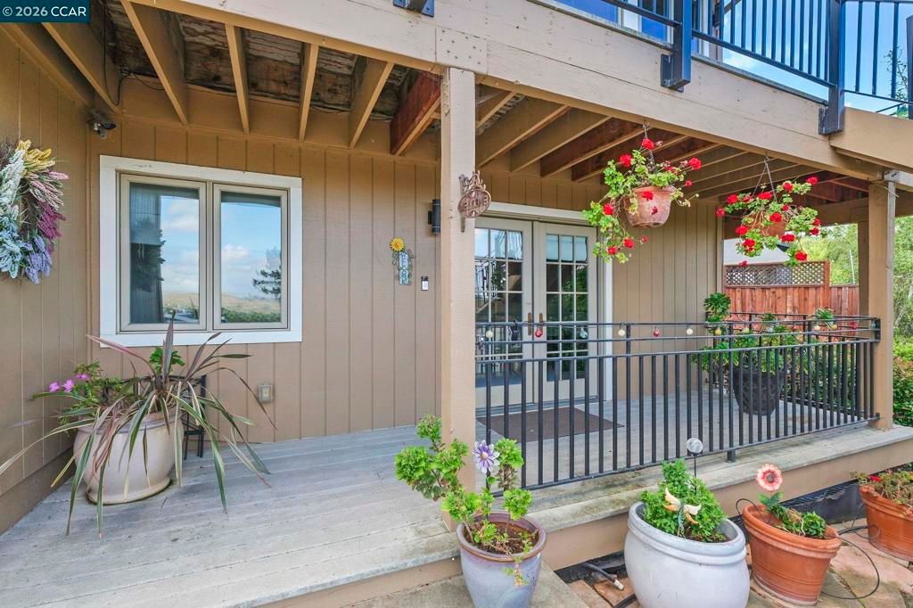 Image 52 of property listing at 5530 Merritt Dr, Concord, CA 94521