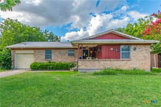 1105 E Robertson Avenue, Copperas Cove, TX 76522