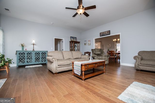 3186 County Road 12, Heflin, AL 36264