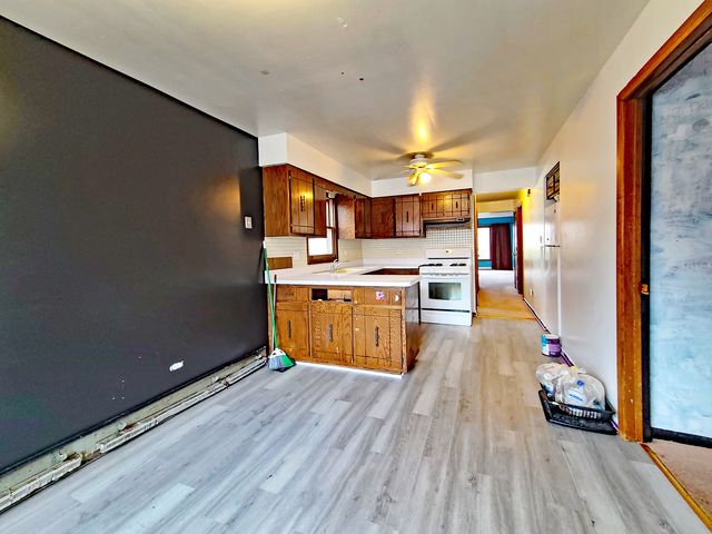 4139 N Springfield Avenue, Chicago, IL 60618