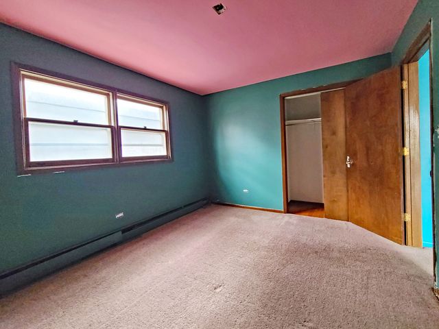 4139 N Springfield Avenue, Chicago, IL 60618