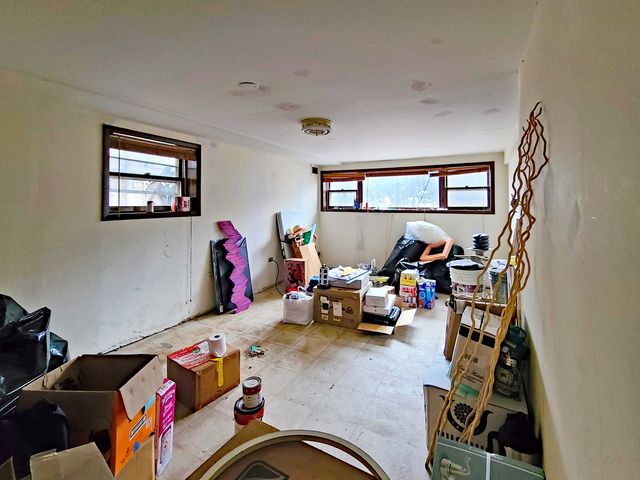 4139 N Springfield Avenue, Chicago, IL 60618