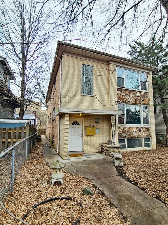 4139 N Springfield Avenue, Chicago, IL 60618