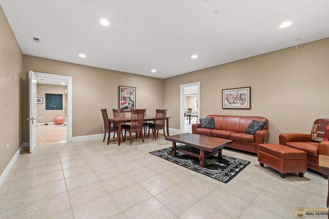 22724 N Amy Lane, Kildeer, IL 60047