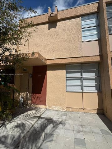 6007 SW 69th St 74, South Miami, FL 33143