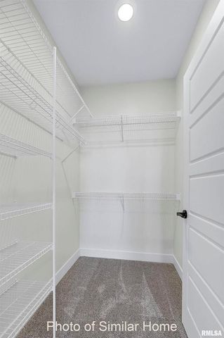 424 N 2ND Avenue, Eldridge, IA 52748