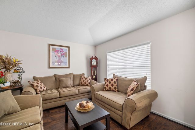 166 PERRY CREEK Drive, Jacksonville, FL 32220