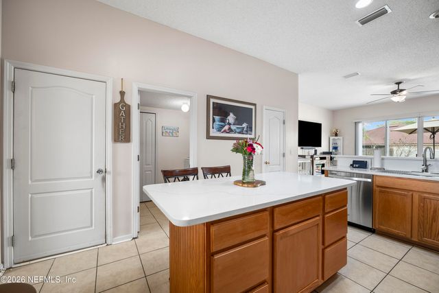 166 PERRY CREEK Drive, Jacksonville, FL 32220