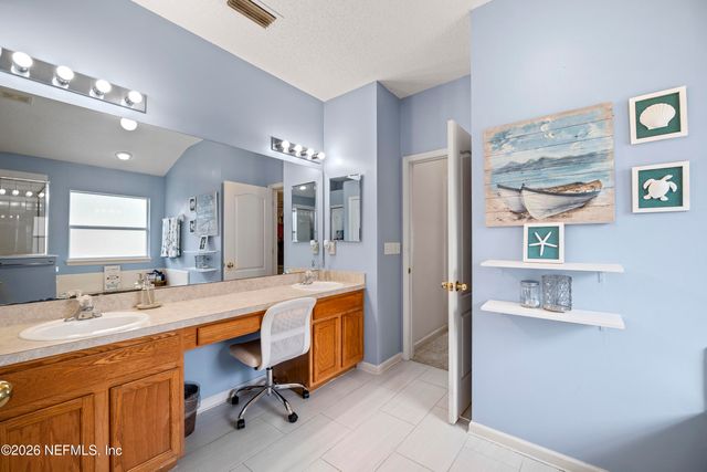 166 PERRY CREEK Drive, Jacksonville, FL 32220