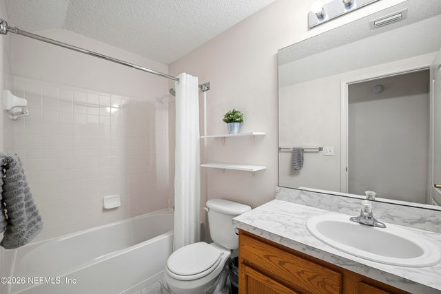 166 PERRY CREEK Drive, Jacksonville, FL 32220