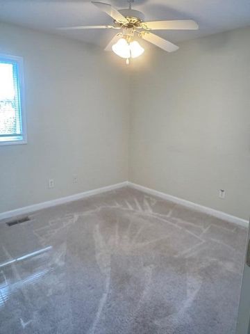 1386 Forest Lake Drive, Manning, SC 29102