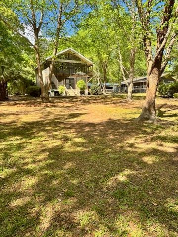 1386 Forest Lake Drive, Manning, SC 29102