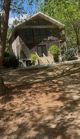 1386 Forest Lake Drive, Manning, SC 29102
