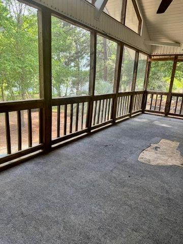 1386 Forest Lake Drive, Manning, SC 29102