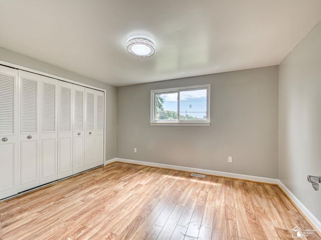 25837 Badger Street, Flat Rock, MI 48134