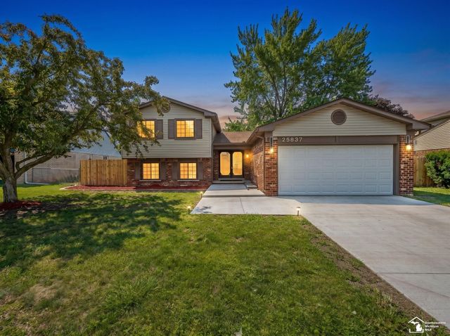 25837 Badger Street, Flat Rock, MI 48134