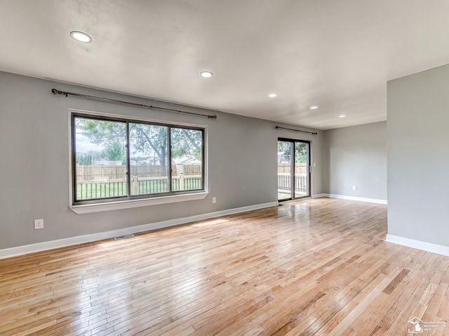 25837 Badger Street, Flat Rock, MI 48134