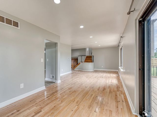 25837 Badger Street, Flat Rock, MI 48134