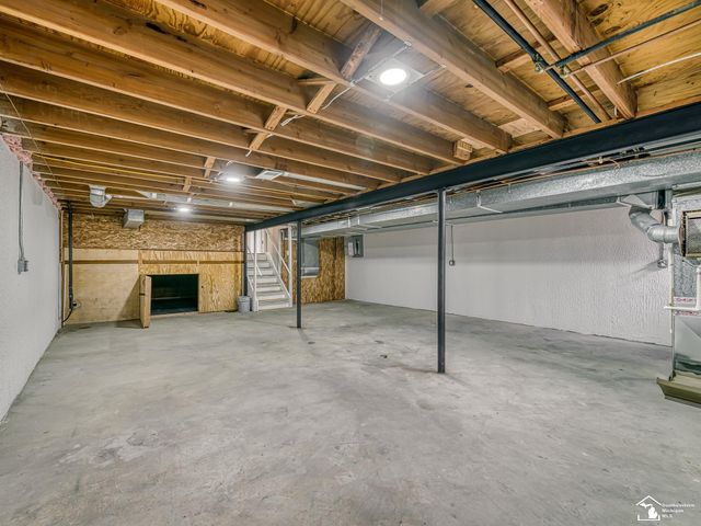 25837 Badger Street, Flat Rock, MI 48134