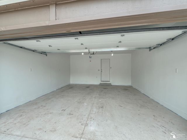 25837 Badger Street, Flat Rock, MI 48134