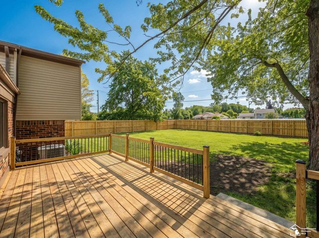 25837 Badger Street, Flat Rock, MI 48134