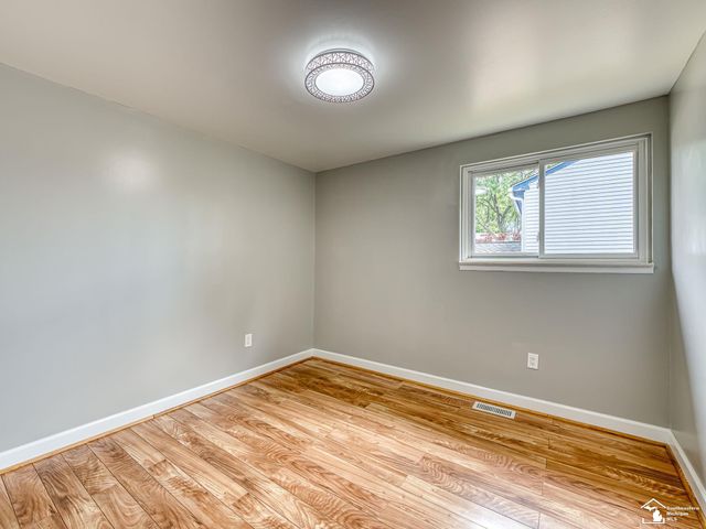 25837 Badger Street, Flat Rock, MI 48134