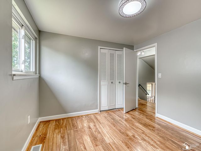 25837 Badger Street, Flat Rock, MI 48134