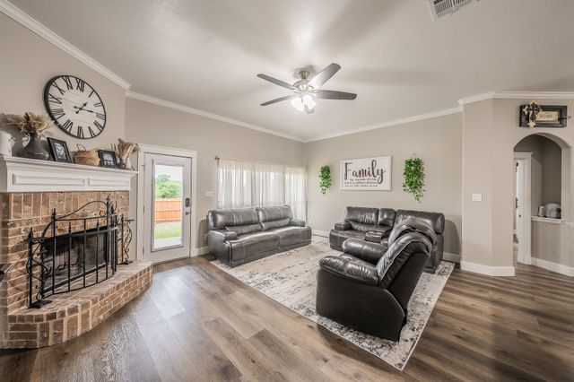 1548 Salado Trail, Weatherford, TX 76087