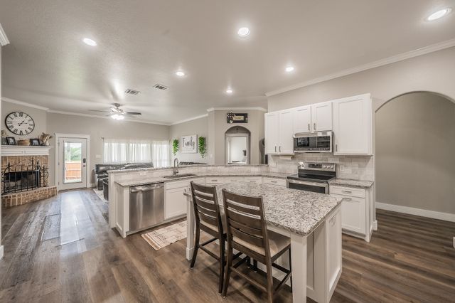 1548 Salado Trail, Weatherford, TX 76087