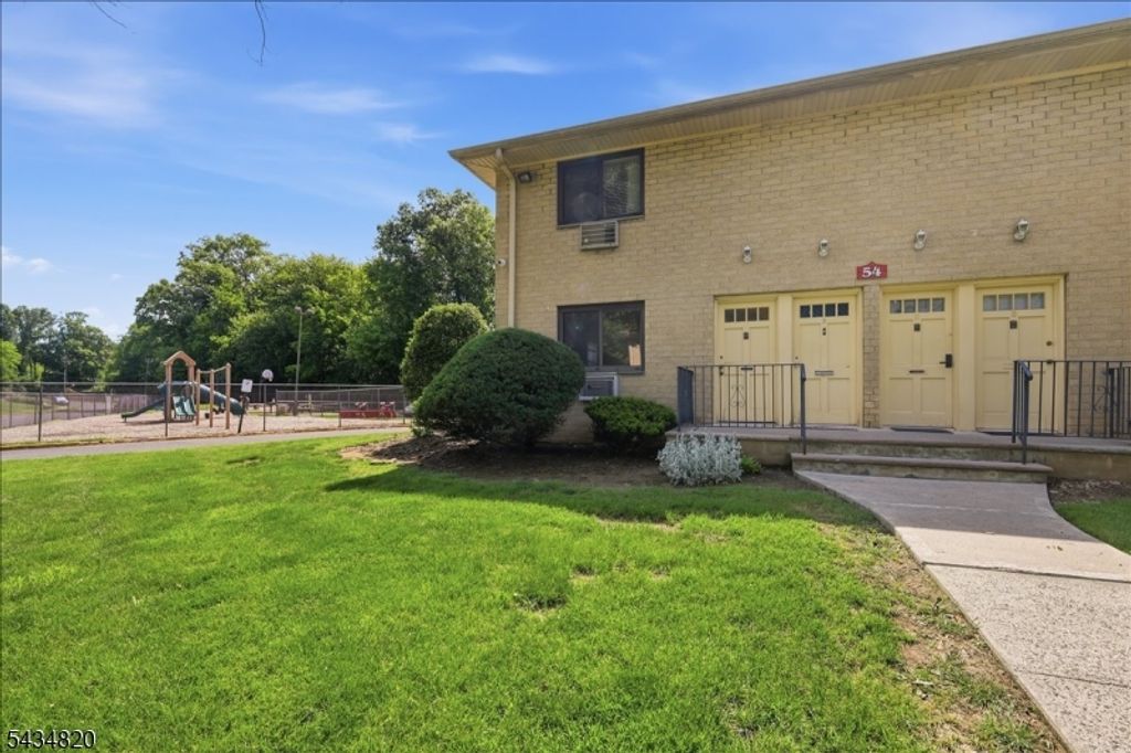 401 Us Highway 22 A, North Plainfield Boro, NJ 07060