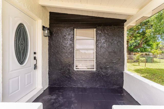 3411 NW 5th Court, Lauderhill, FL 33311