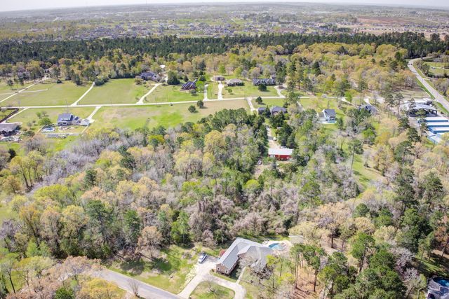 20024 Peel Road, Montgomery, TX 77356